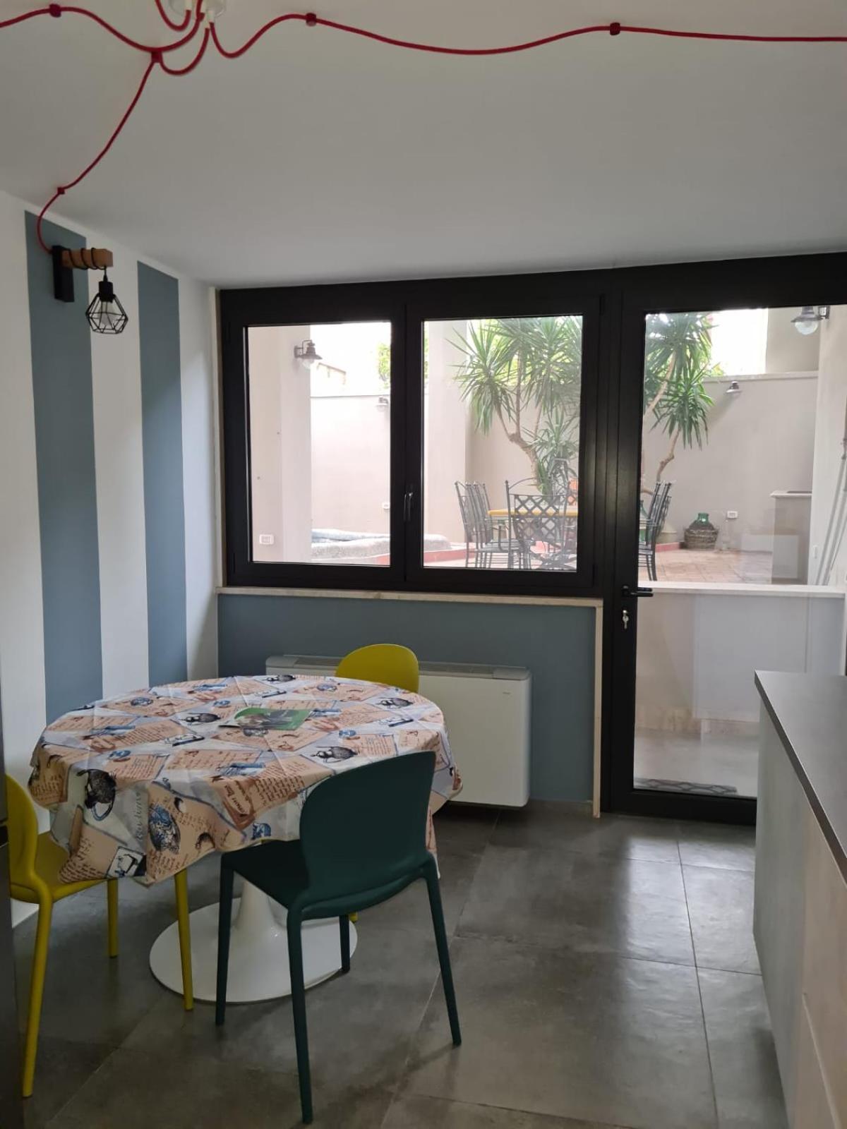Palazzo Lagioia 2: Prestigioso Miniappartamento 特里贾诺 外观 照片
